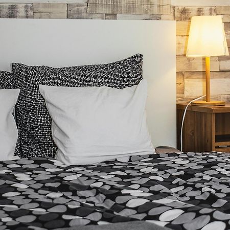 3 Room Apartment In The Beautiful Street 부다페스트 외부 사진