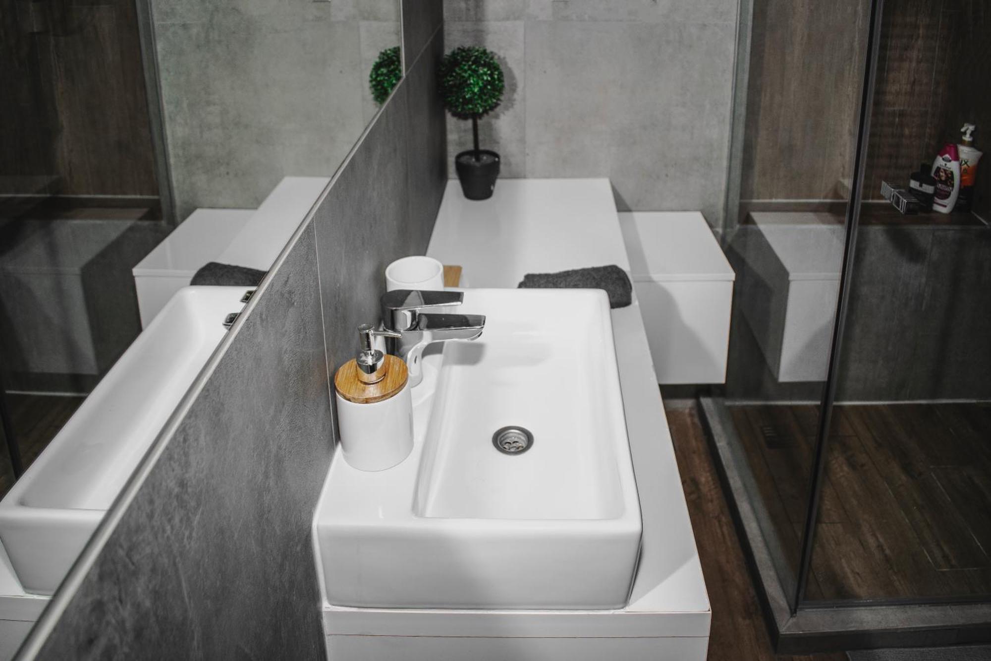 3 Room Apartment In The Beautiful Street 부다페스트 외부 사진