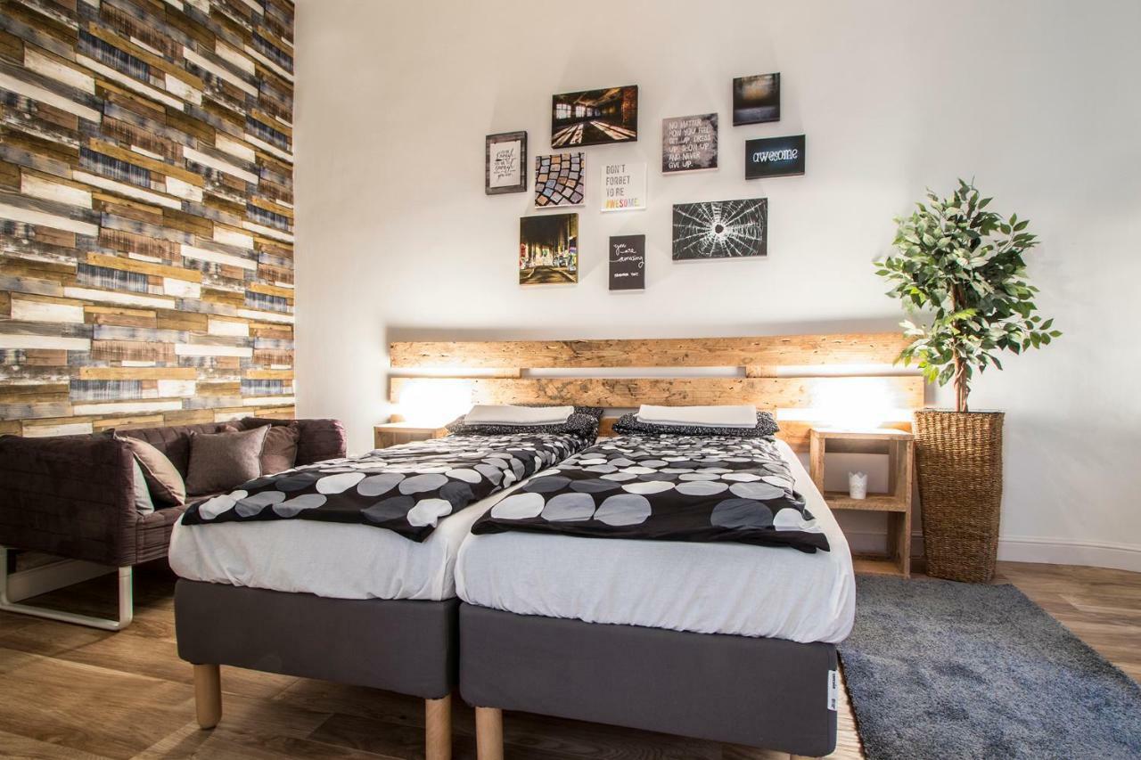 3 Room Apartment In The Beautiful Street 부다페스트 외부 사진
