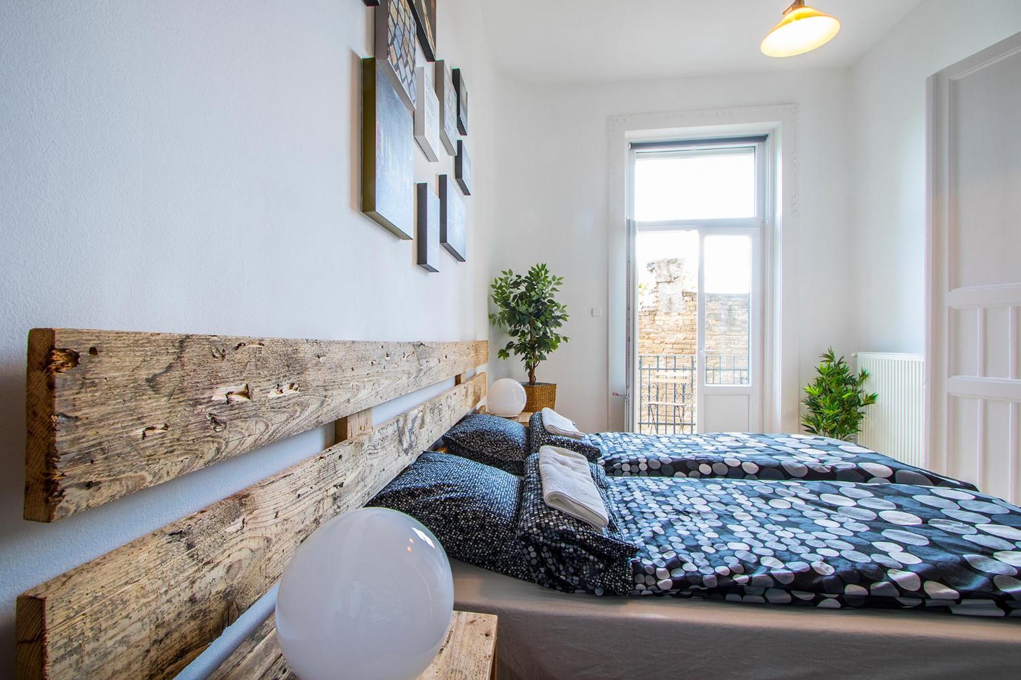 3 Room Apartment In The Beautiful Street 부다페스트 외부 사진
